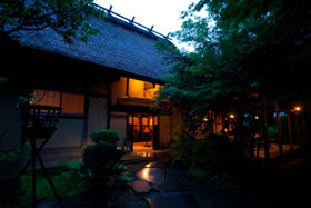 翡翠之庄関連施設、母屋