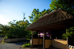 翡翠之庄関連施設、門