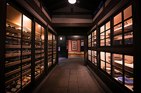 翡翠之庄関連施設、ワインセラー